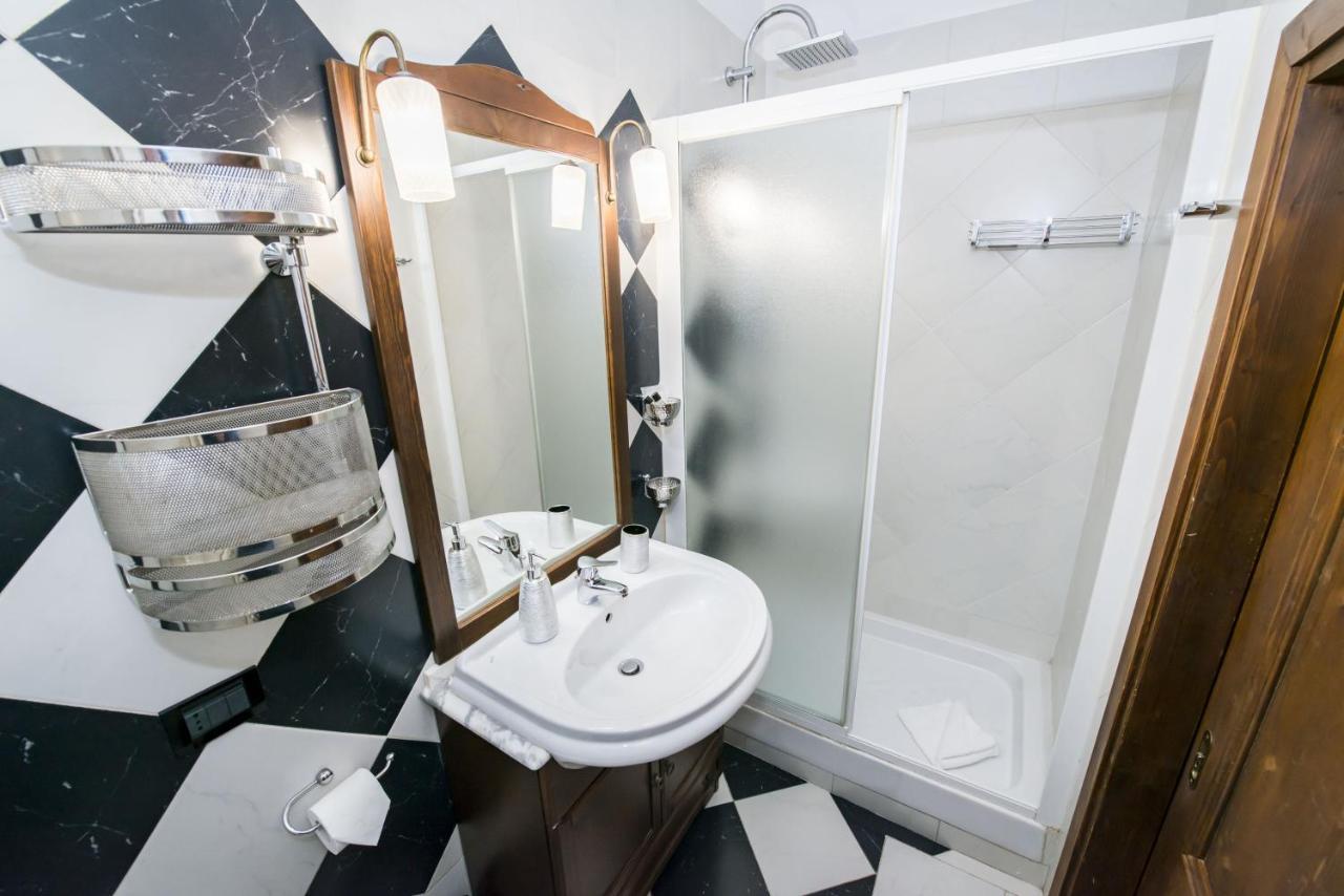 Residenze Romanae - Vicolo Dell'aquila * Rom